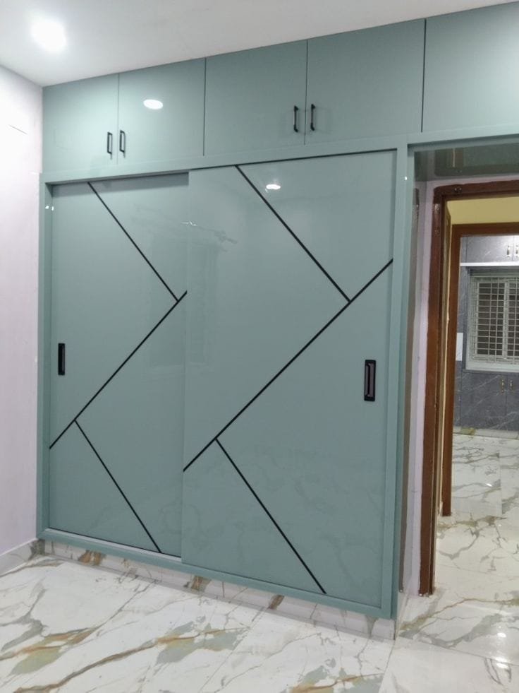 Stylish Wardrobe Finish